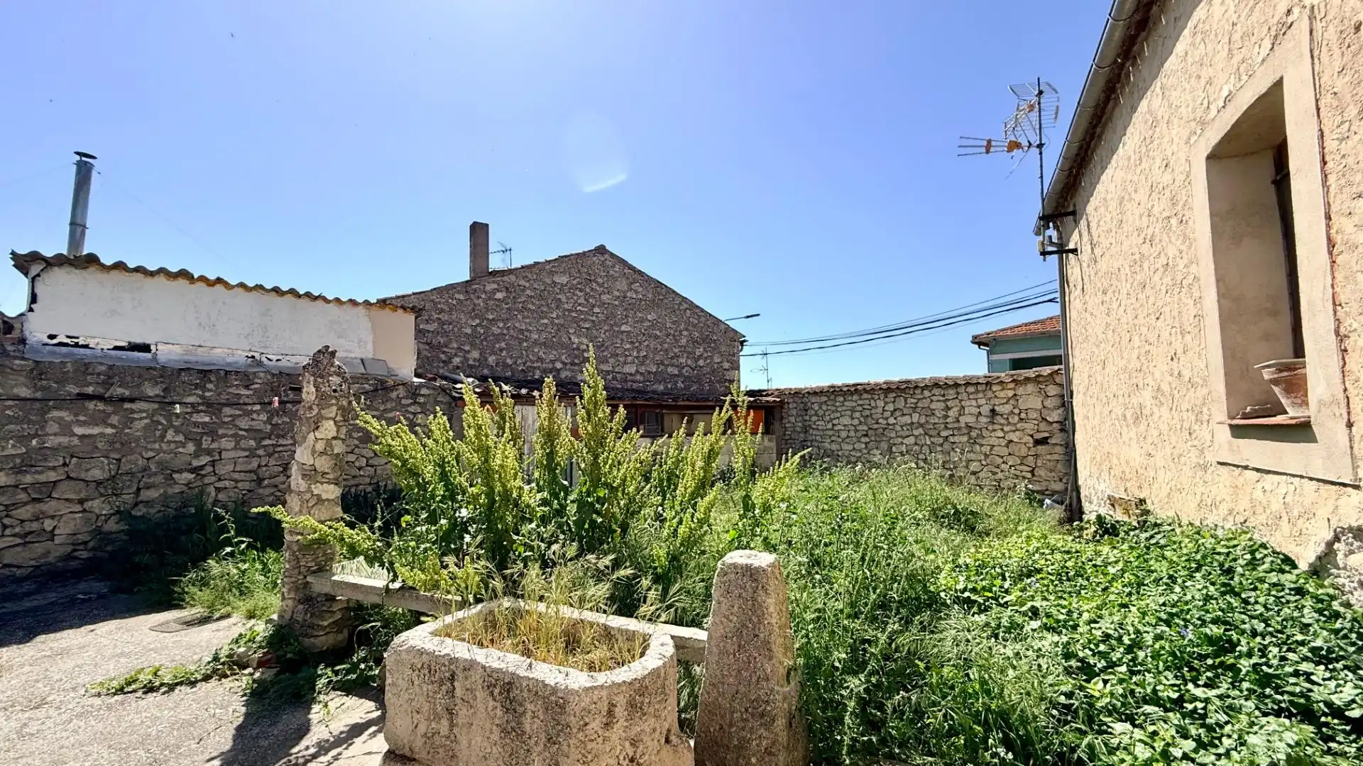 Exterior view of Houses for sale in Viloria  with Heating, Private garden and Furnished