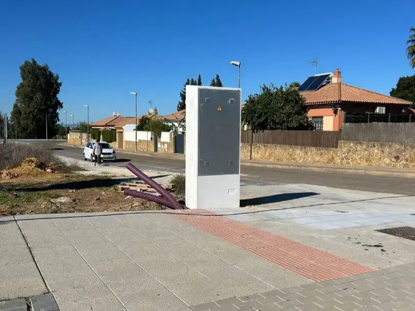 Vista exterior de Residencial en venda en Dos Hermanas