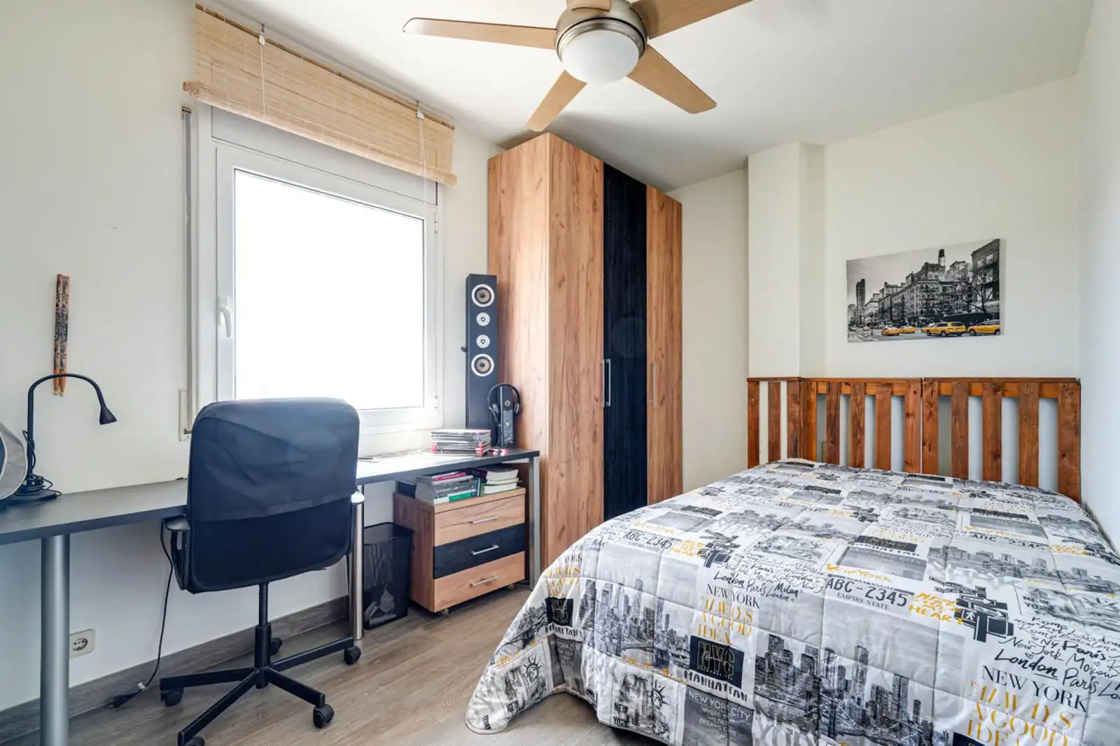 Bedroom of Attic for sale in Sant Feliu de Llobregat  with Air Conditioner, Heating and Terrace