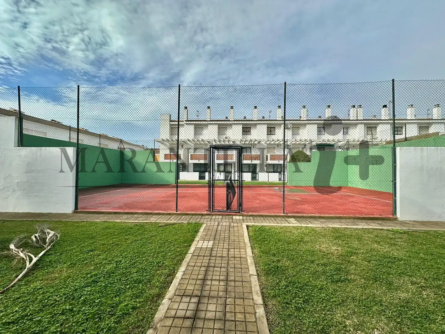 Adossat amb terrassa en venda a La Antilla, imagen 16