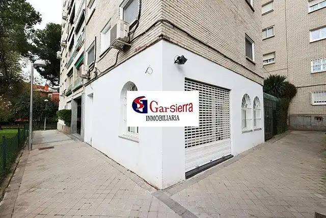 Außenansicht von Wohnung zum Verkauf in Madrid mit Heizung
