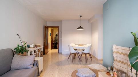 Foto 3 de Piso en venta en Paseo Font Dels Frares, Estadi - Santa Anna, Barcelona