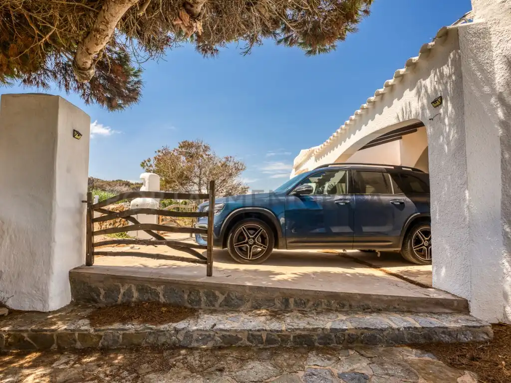 Aparcament de Casa o xalet en venda en Ciutadella de Menorca amb Piscina