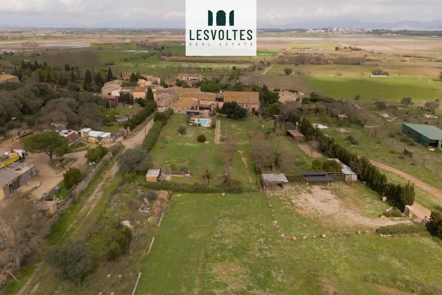 Casa o chalet en venta en Bellcaire d'Empordà con Calefacción, Jardín privado y Parquet