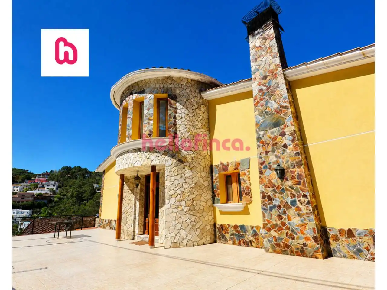 Vista exterior de Casa o xalet en venda en Olivella amb Aire condicionat, Calefacció i Jardí privat