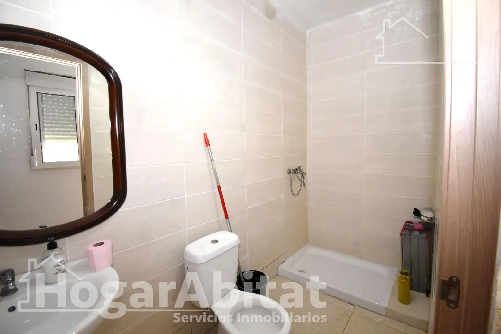 Bathroom of Houses for sale in Alzira  with Terrace and Balcony