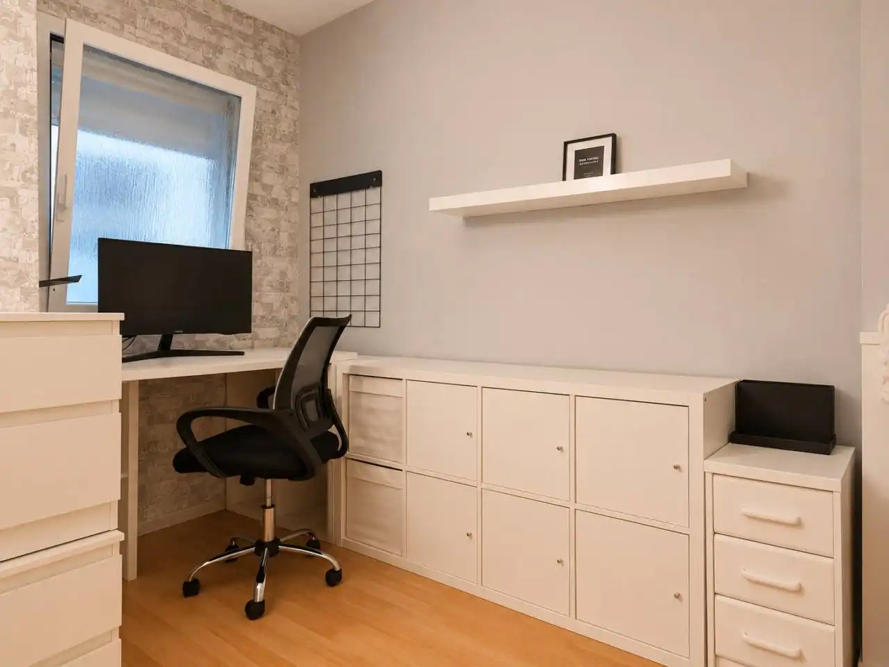 Flat for rent in Manresa  with Air Conditioner, Heating and Parquet flooring
