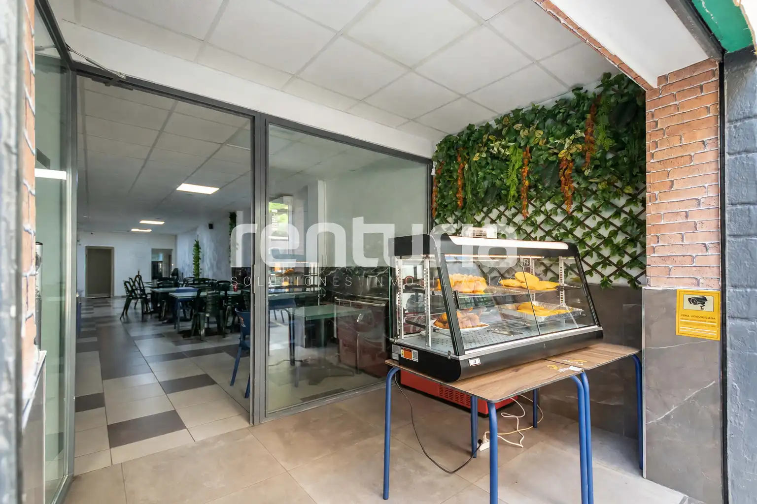 Local en venta en Gandia con Aire acondicionado, Terraza y Amueblado