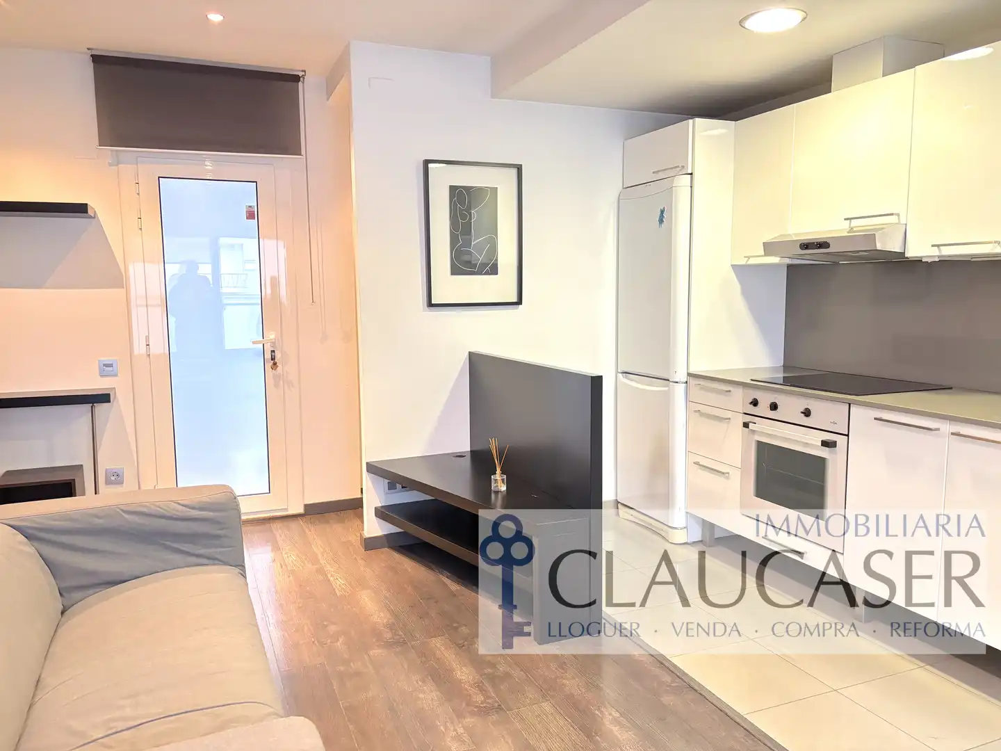 Exterior view of Flat for rent in Santa Coloma de Gramenet  with Heating, Furnished and Oven