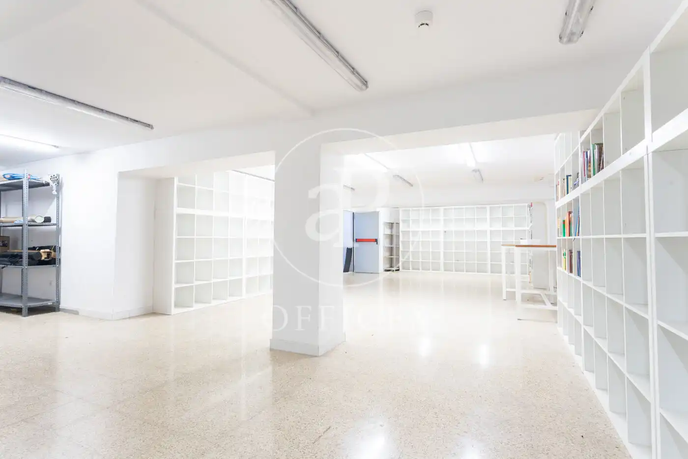 Büro zum Verkauf in Barcelona mit Heizung