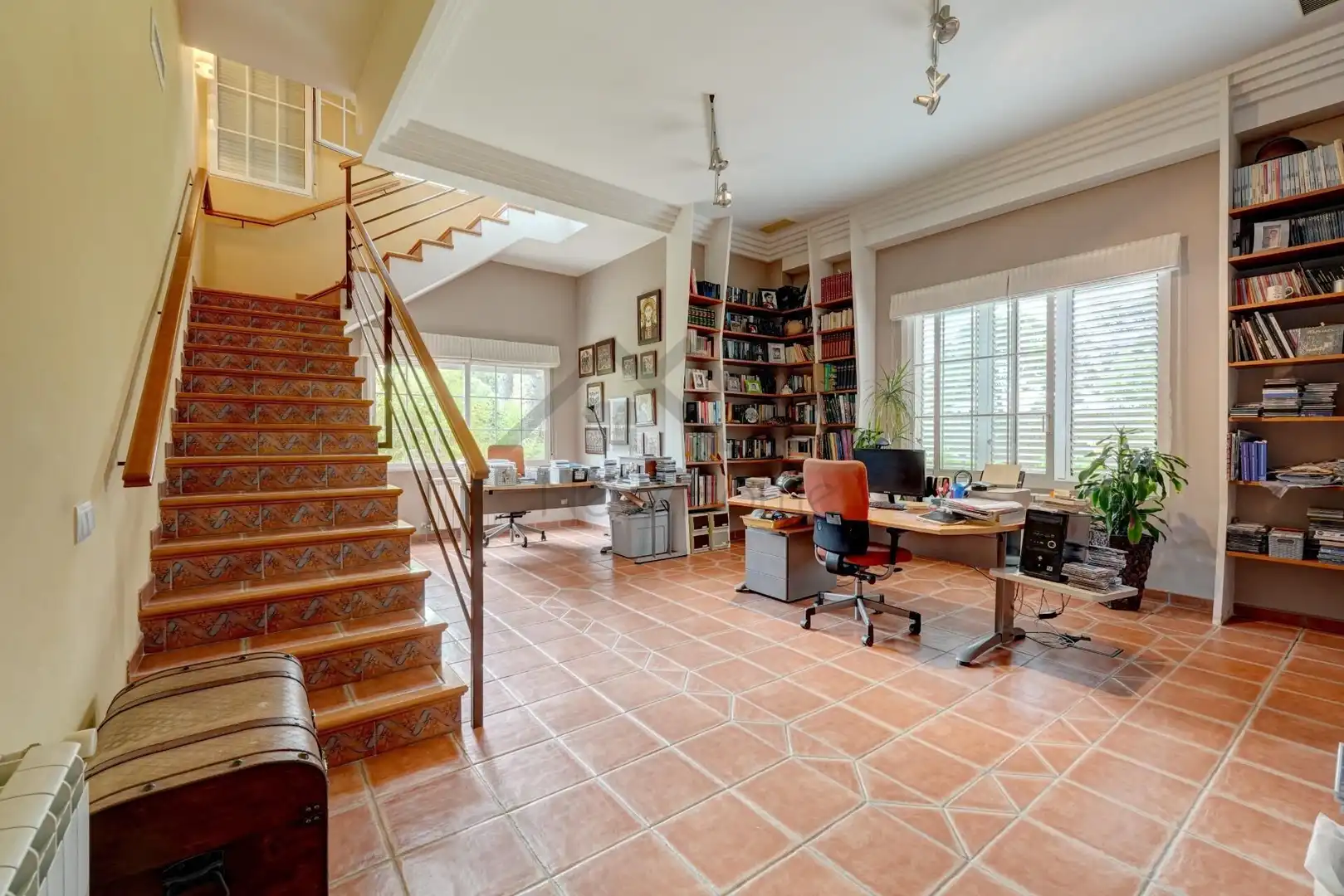 Houses for sale in La Pobla de Vallbona  with Heating, Private garden and Terrace