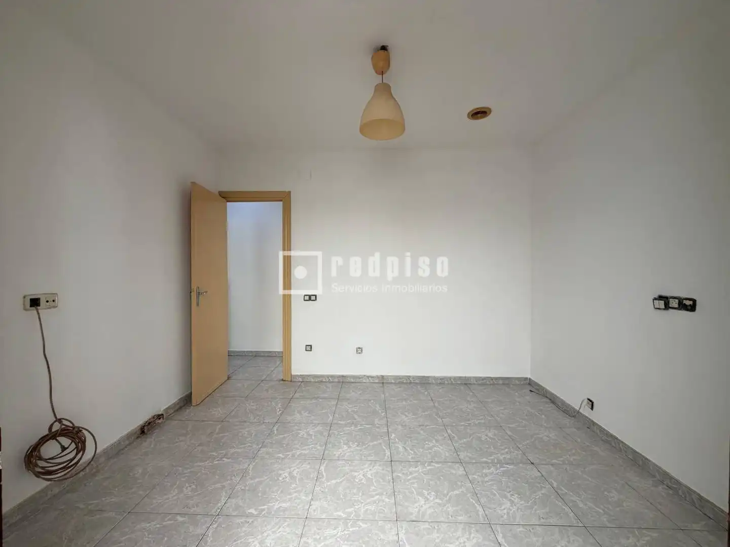 Habitación de Piso en venta en Madrid con Calefacción y Terraza