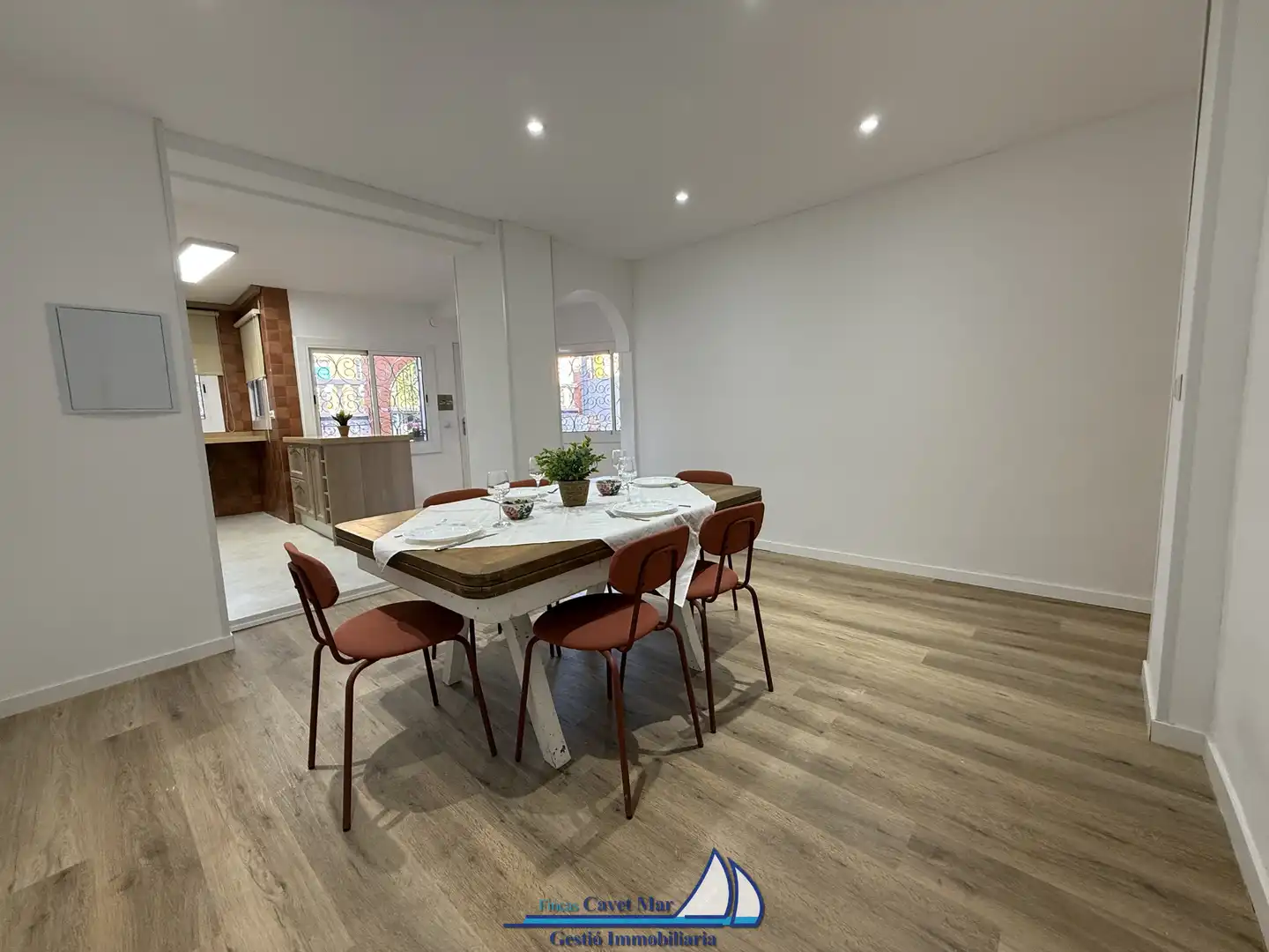 Comedor de Casa adosada en venta en Mont-roig del Camp con Aire acondicionado, Calefacción y Jardín privado