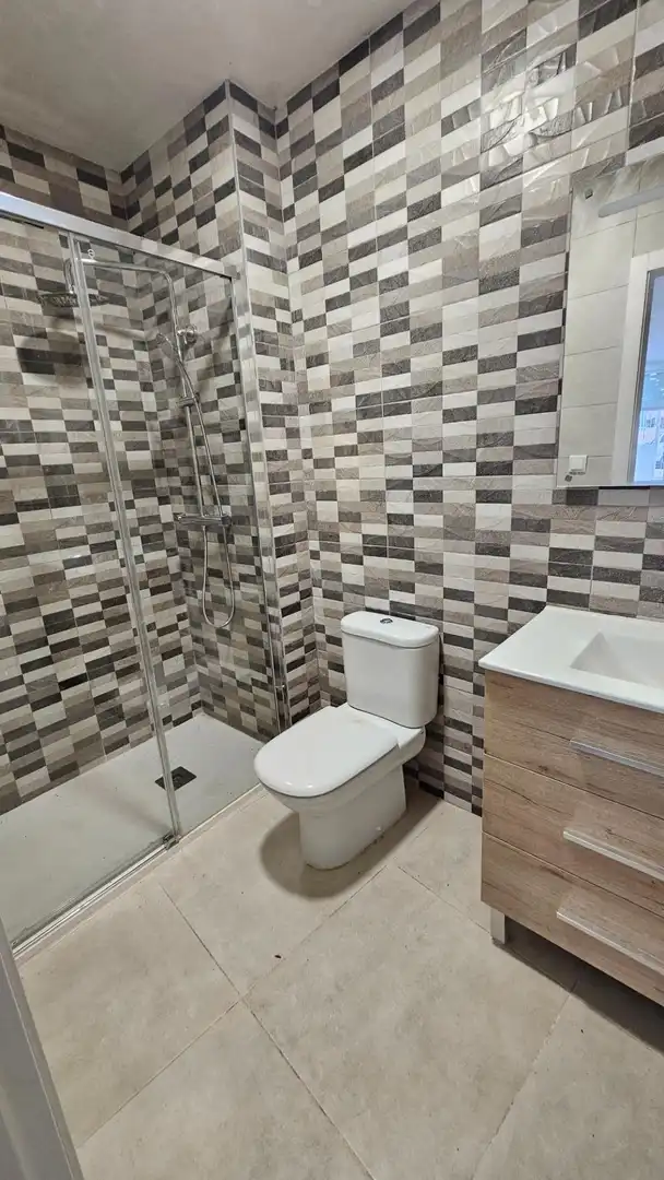 Office for rent in Calle de San Vicente, Playa Levante