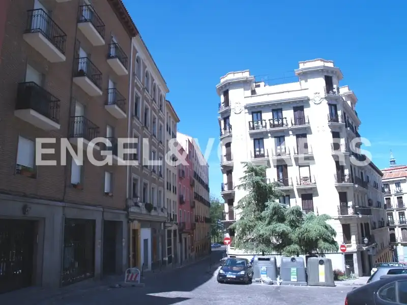 Vista exterior de Àtic de lloguer en Madrid amb Aire condicionat, Calefacció i Terrassa