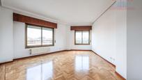 Living room of Flat to rent in  Madrid Capital  with Air Conditioner and Terrace