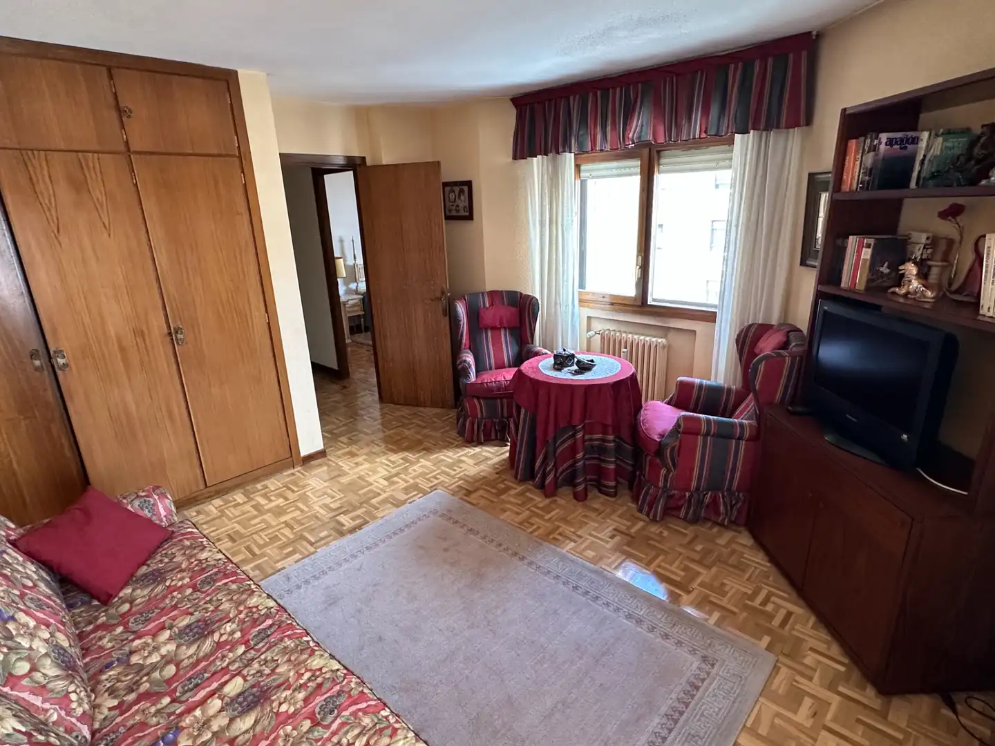 Sala de estar de Piso en venta en Burgos con Calefacción, Parquet y Terraza