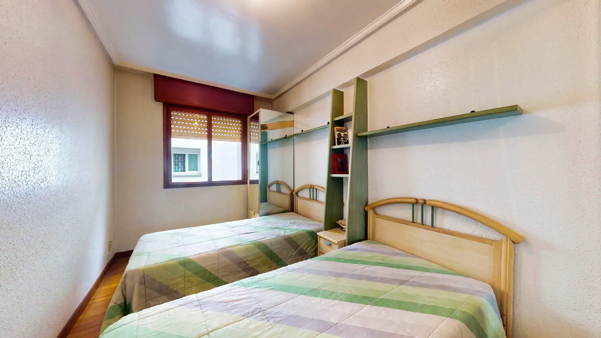 Habitación de Piso en venta en Barakaldo  con Trastero