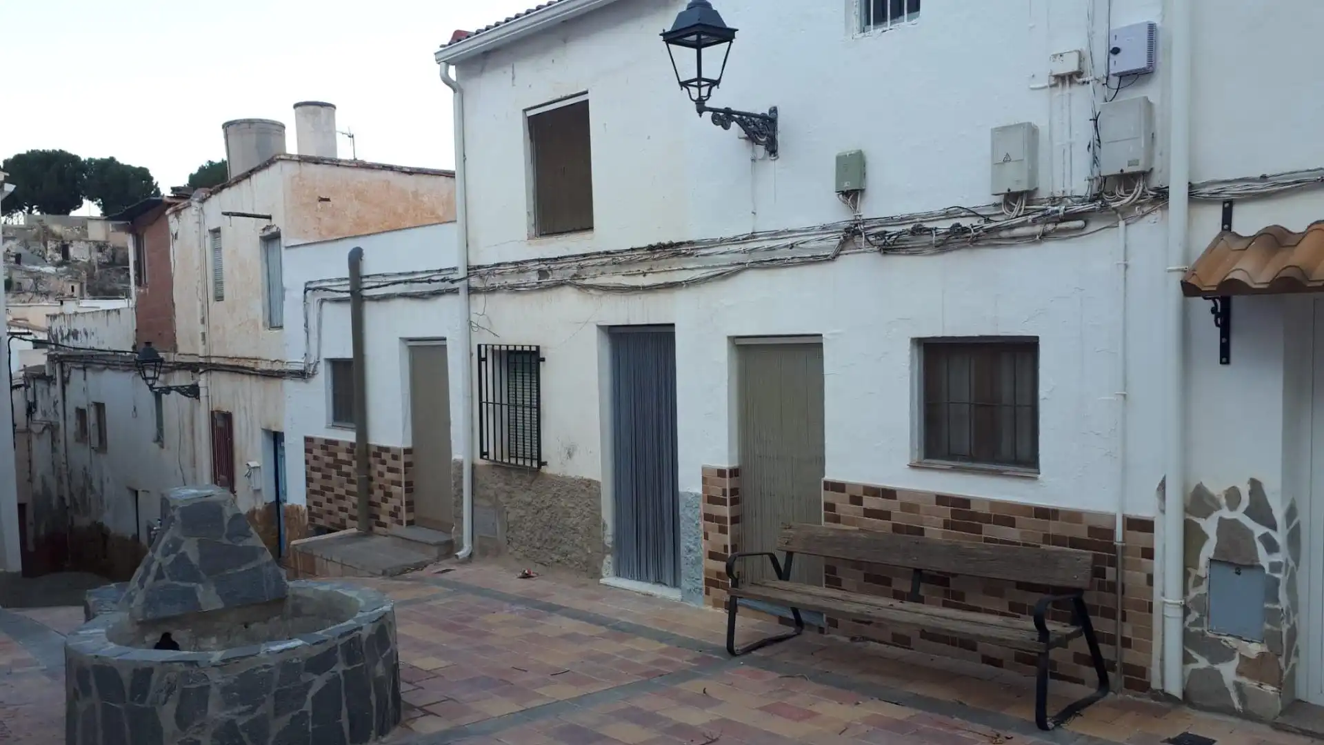 Vista exterior de Casa o xalet en venda en Sierro amb Terrassa i Traster