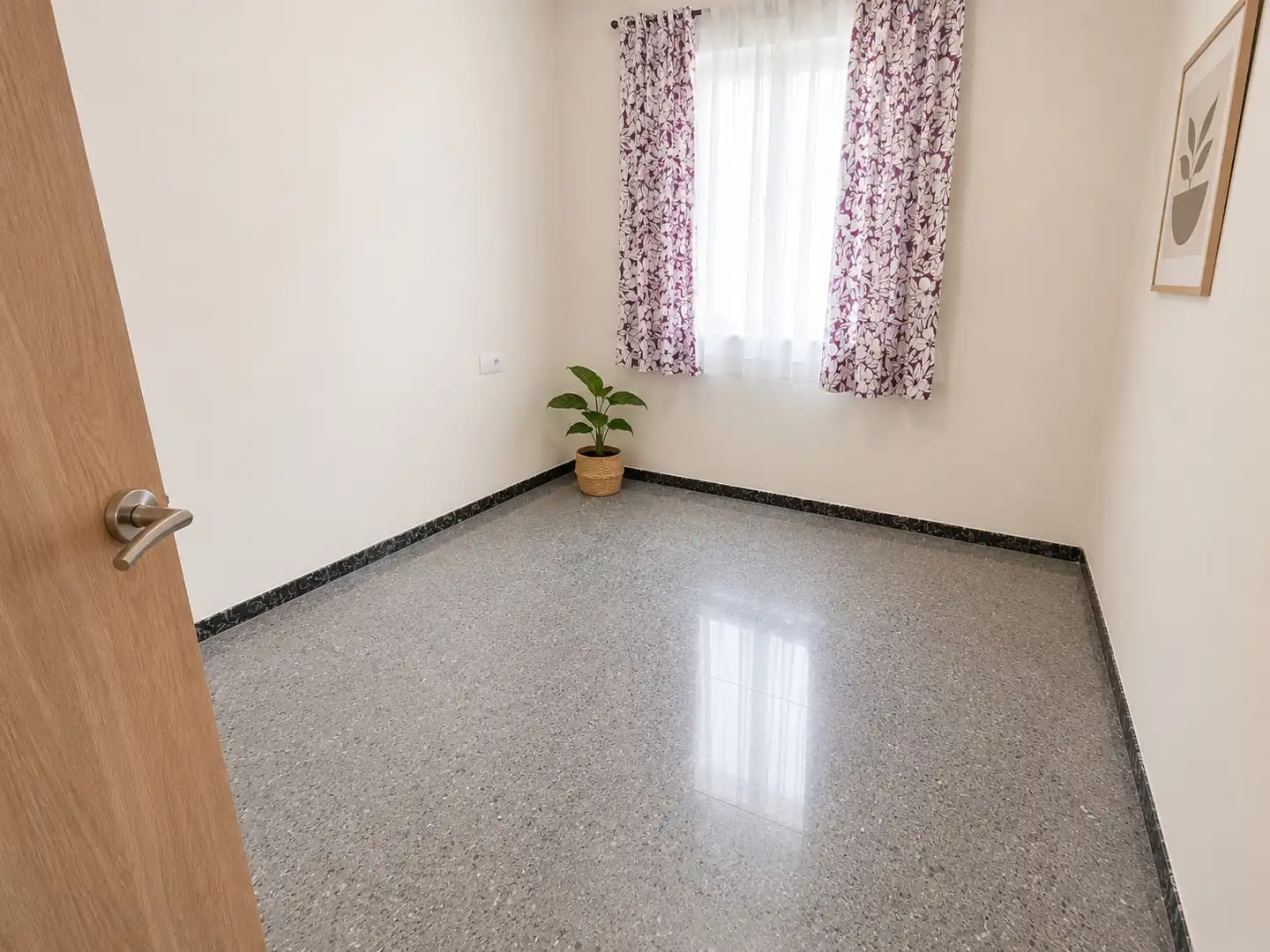 Dormitori de Casa o xalet en venda en Sabadell amb Aire condicionat, Terrassa i Balcó