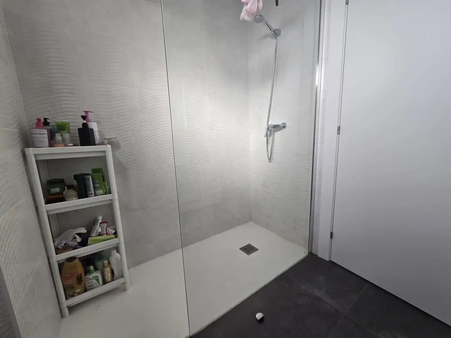 Bathroom of Flat for sale in  Logroño  with Heating, Terrace and Storage room