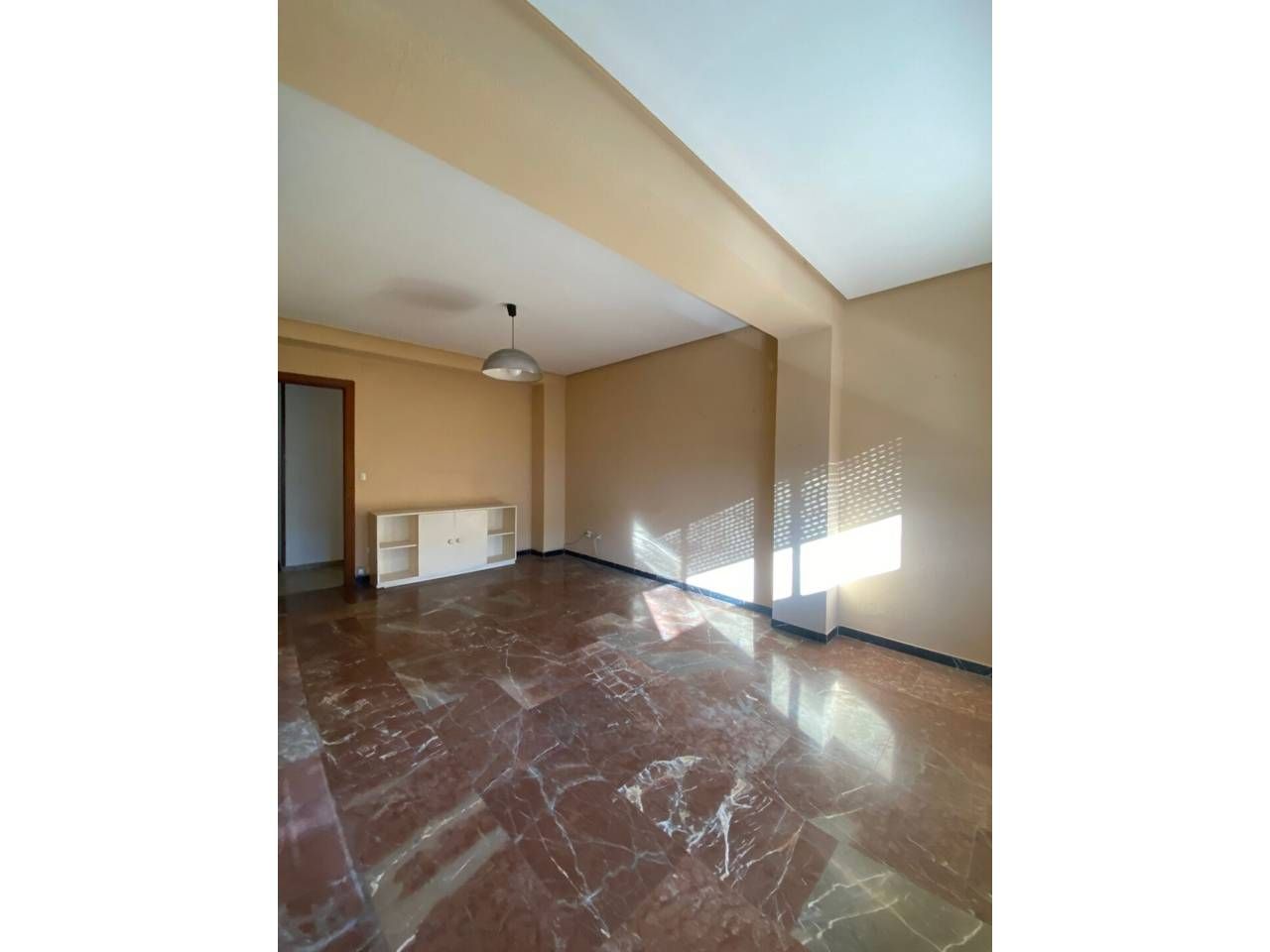 Vista exterior de Pis en venda en Jerez de la Frontera amb Aire condicionat i Terrassa