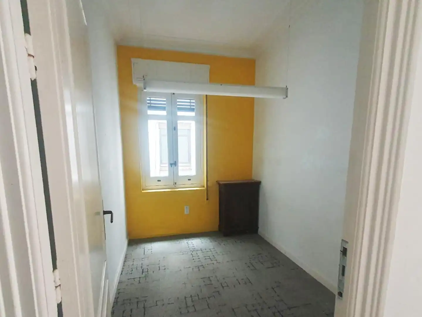 Schlafzimmer von Büro zur Miete in Sevilla