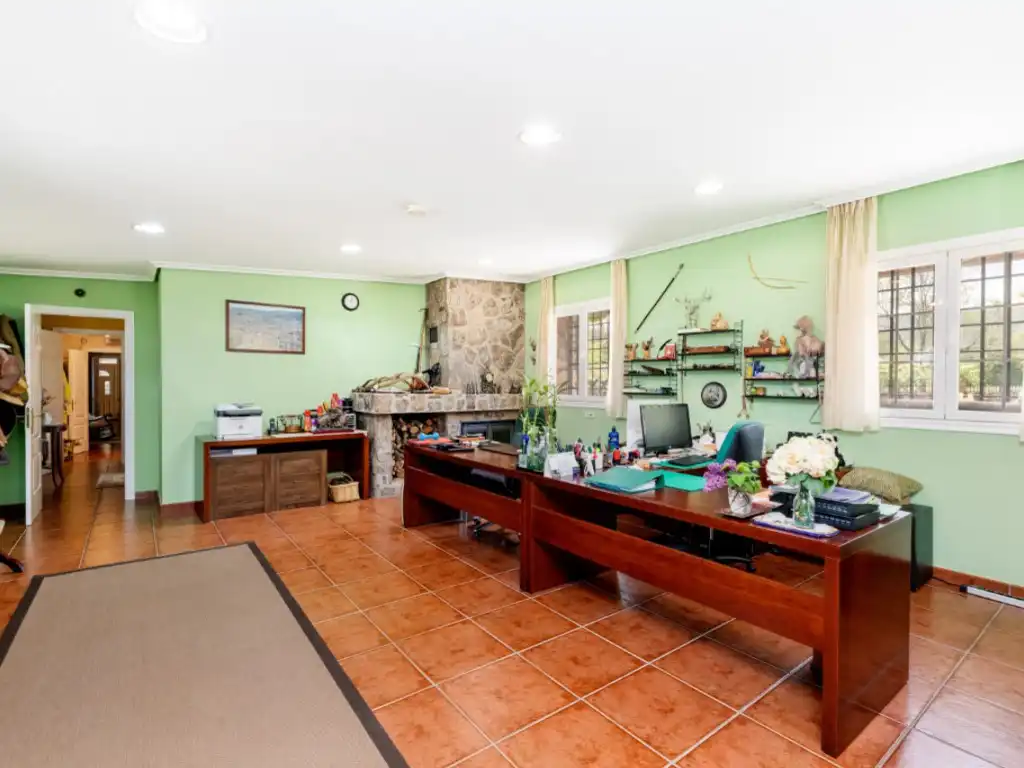 Casa o chalet en venta en Espinoso del Rey con Terraza, Piscina y Amueblado