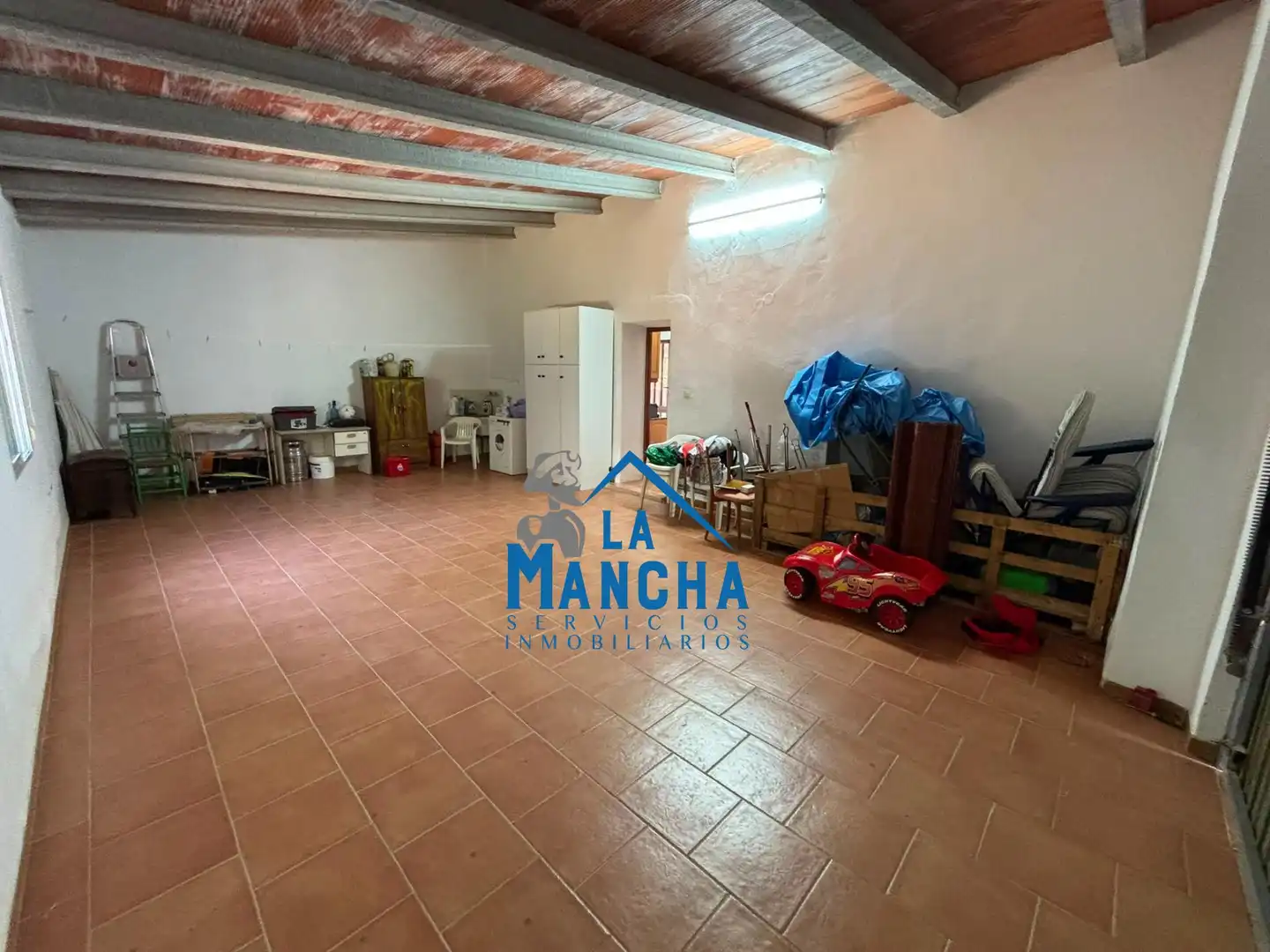 Casa o chalet en venta en Hoya-Gonzalo con Calefacción, Jardín privado y Amueblado