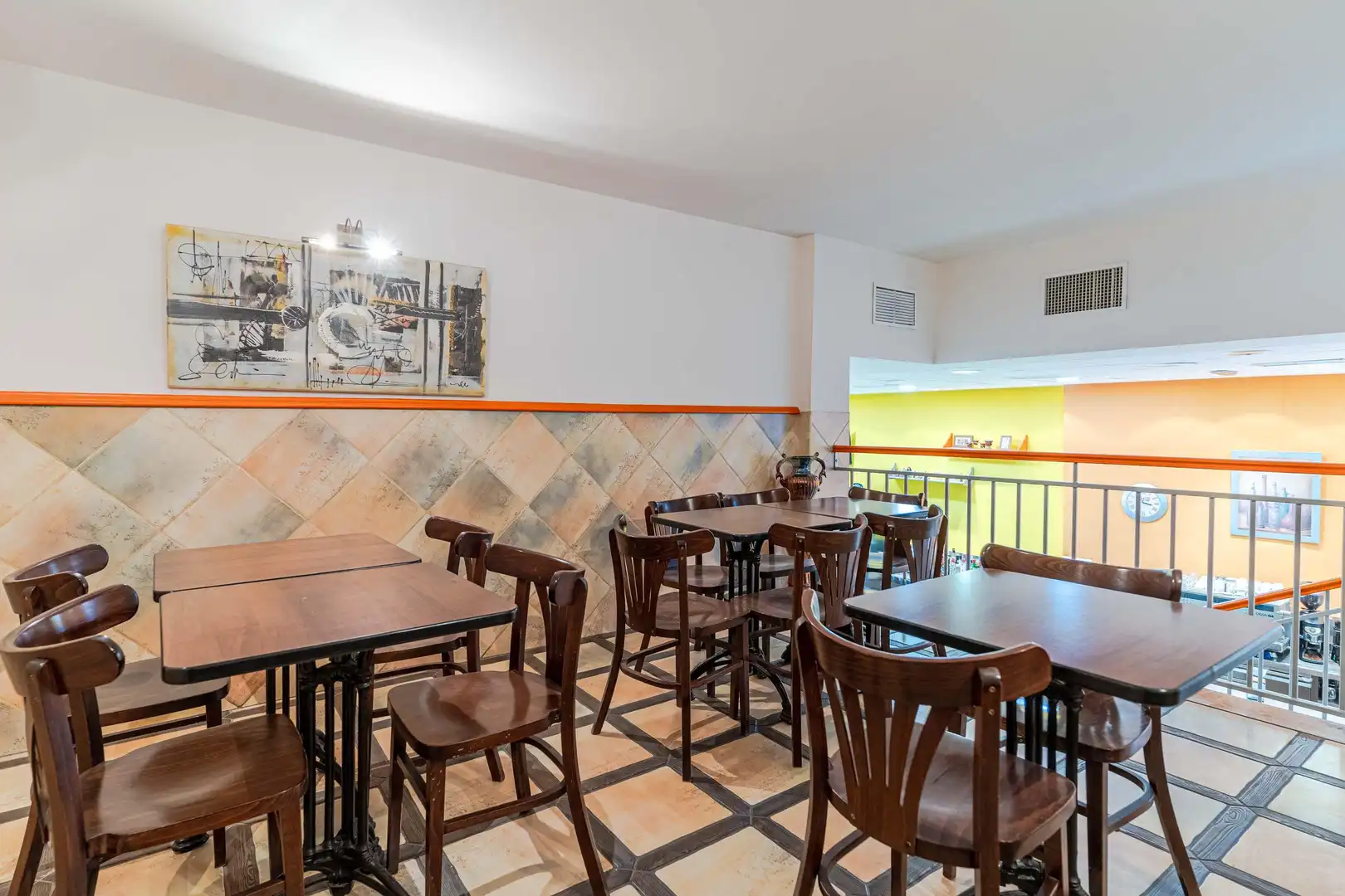 Local en venta en Las Gabias con Aire acondicionado y Alarma