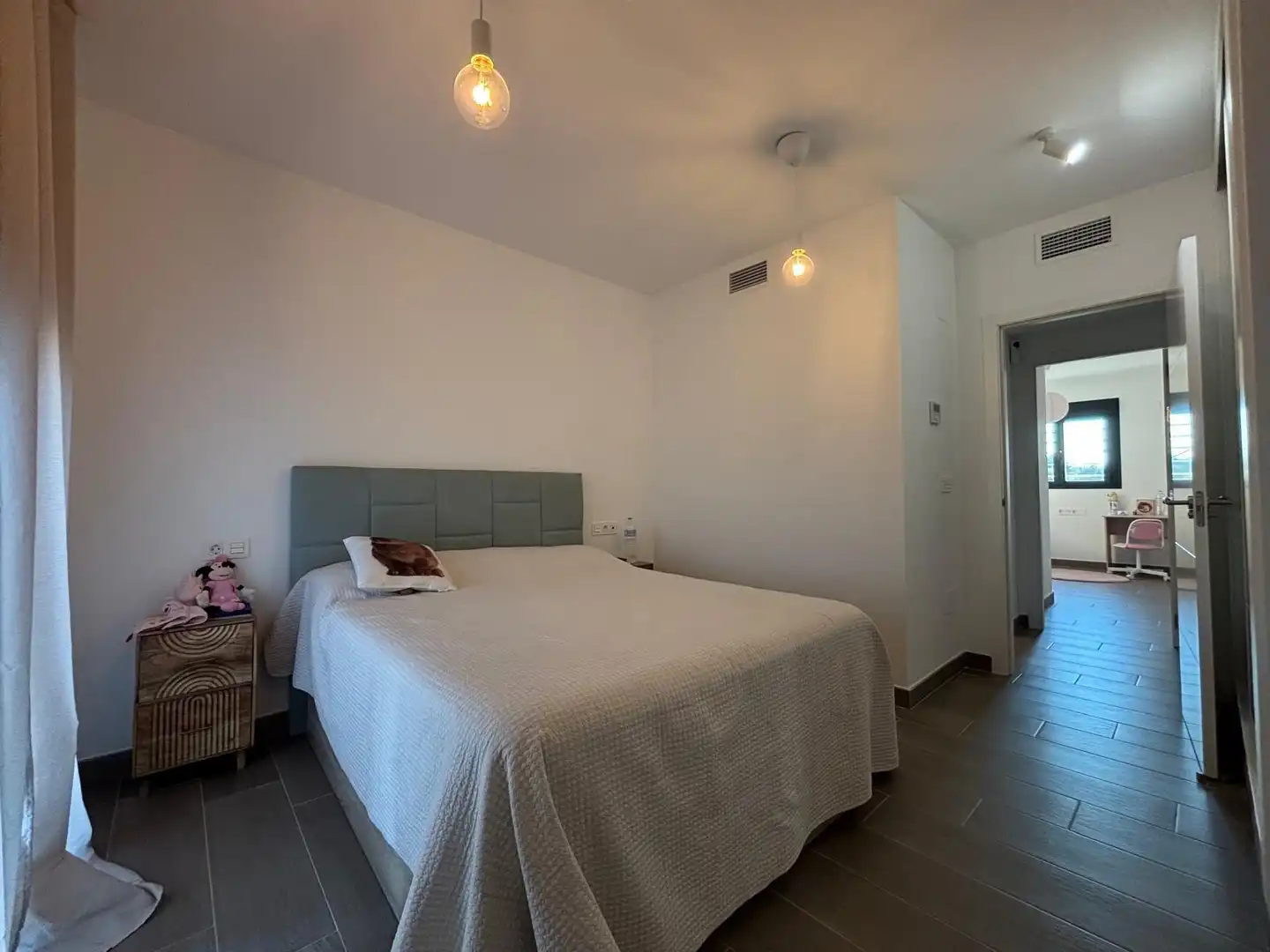 Habitación de Casa adosada en venta en Alhaurín de la Torre con Aire acondicionado, Terraza y Trastero