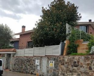 Vista exterior de Casa o xalet en venda en Sant Quirze del Vallès