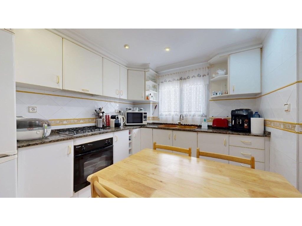 Kitchen of Flat for sale in Torrent  with Air Conditioner, Heating and Terrace