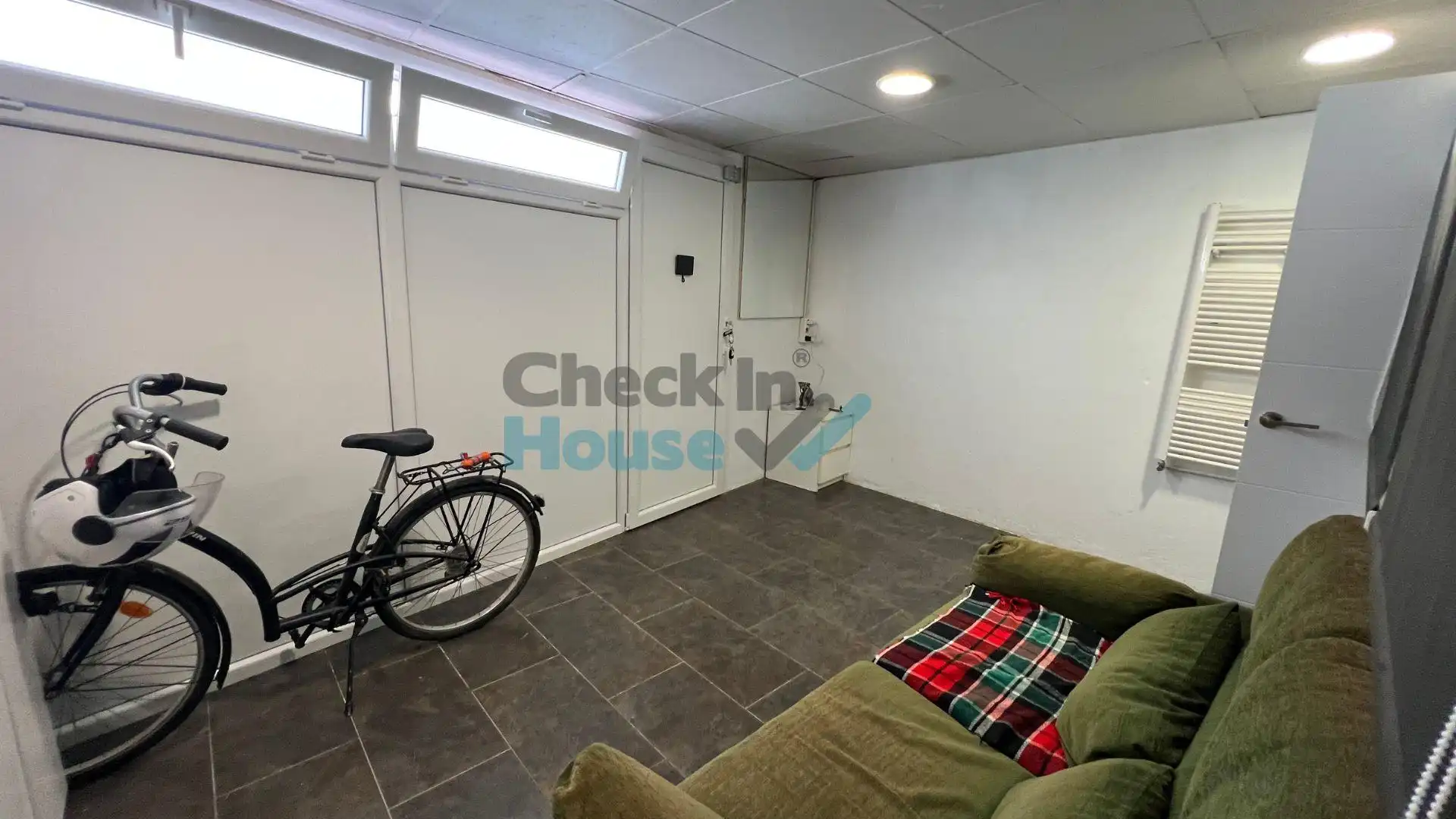 Detached homes for sale in Carrer d'Oviedo, Tueda