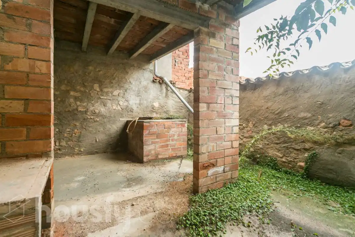 Houses for sale in Sant Martí de Tous  with Terrace and Balcony