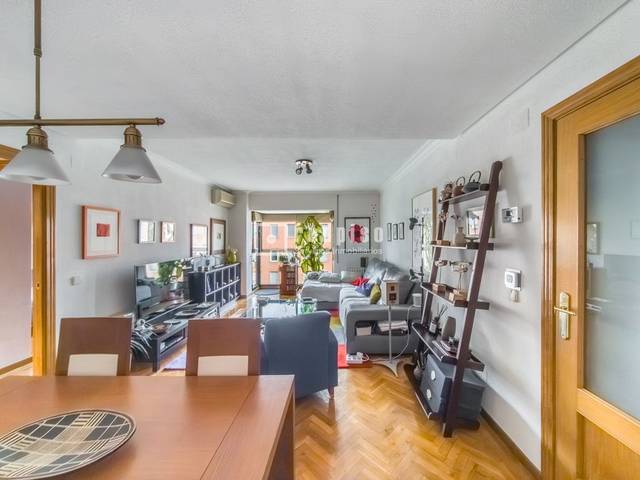 Piso en Venta en ALCALÁ en Ventas