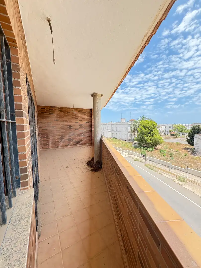 Außenansicht von Wohnung zum Verkauf in Los Alcázares mit Balkon