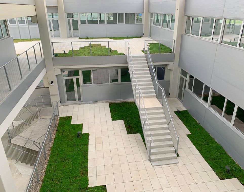 Terrassa de Nau industrial de lloguer en Viladecans