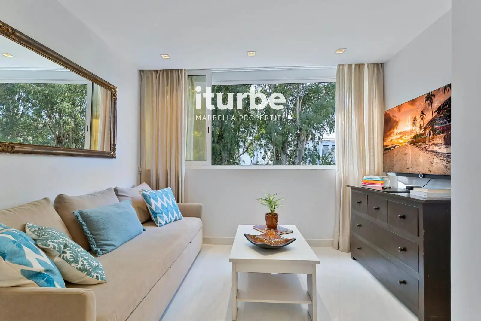 Habitación de Piso en venta en Marbella con Aire acondicionado y Alarma