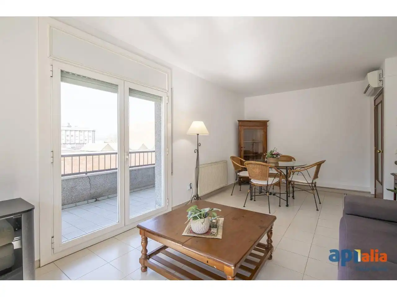 Living room of Apartments for sale in Girona  with Air Conditioner, Heating and Terrace