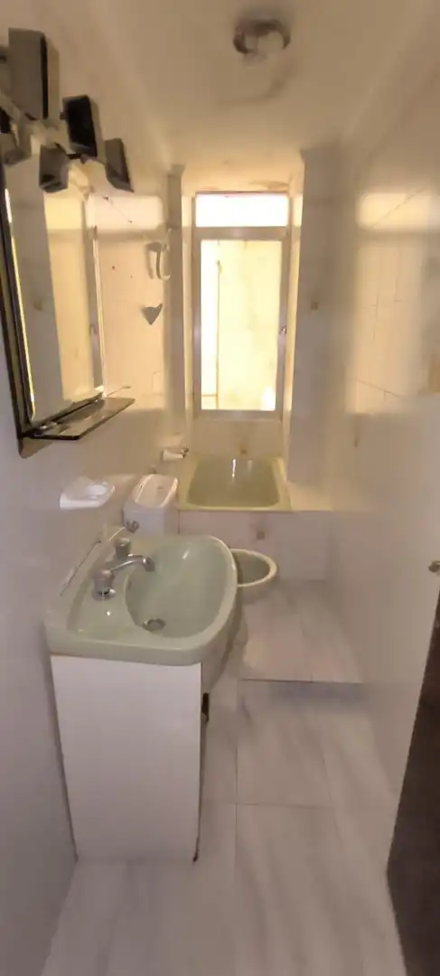 Baño de Piso en venta en Ugao- Miraballes