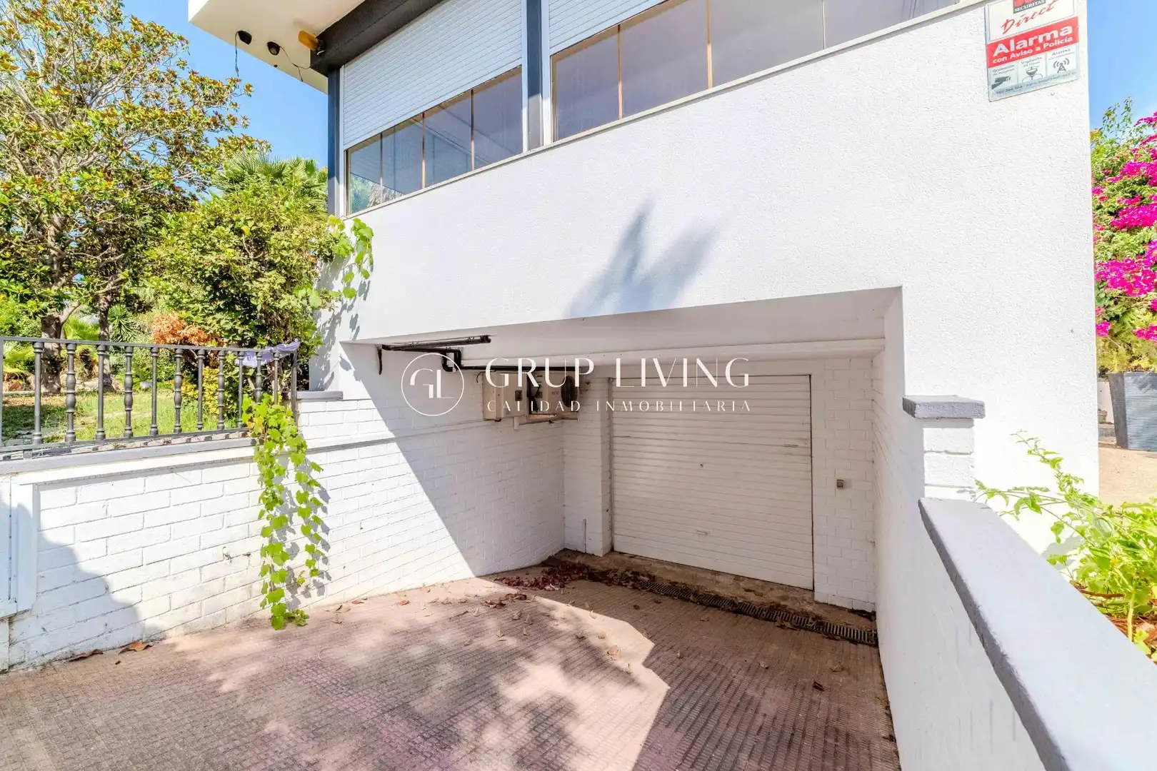 Vista exterior de Casa o xalet en venda en Cambrils amb Aire condicionat, Calefacció i Jardí privat