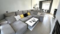 Sala d'estar de Casa o xalet en venda en Palos de la Frontera amb Aire condicionat, Terrassa i Alarma