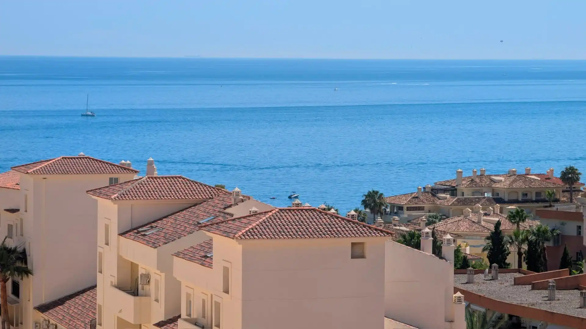 Exterior view of Flat for sale in Benalmádena  with Air Conditioner, Heating and Terrace