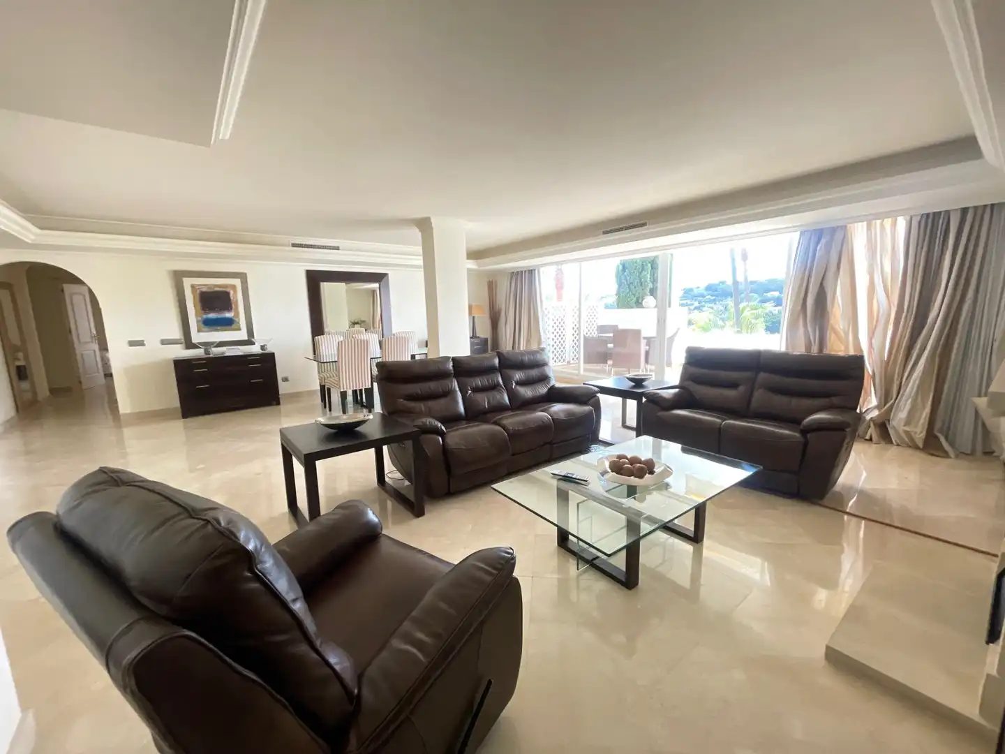 Sala de estar de Apartamento de alquiler en Marbella con Aire acondicionado, Terraza y Amueblado