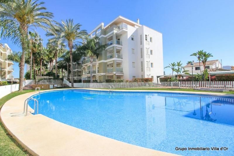 Piscina de Àtic en venda en Dénia amb Aire condicionat, Calefacció i Traster