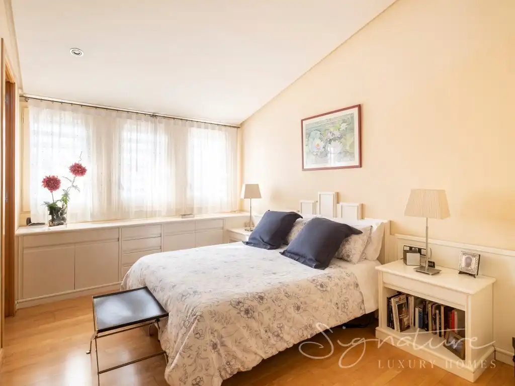 Bedroom of Detached homes for sale in Sant Cugat del Vallès  with Air Conditioner, Private garden and Terrace