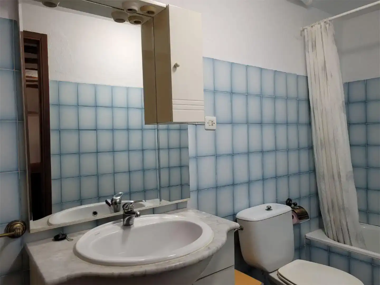 Badezimmer von Wohnung zur Miete in Pozo Alcón mit Abstellraum und Möbliert