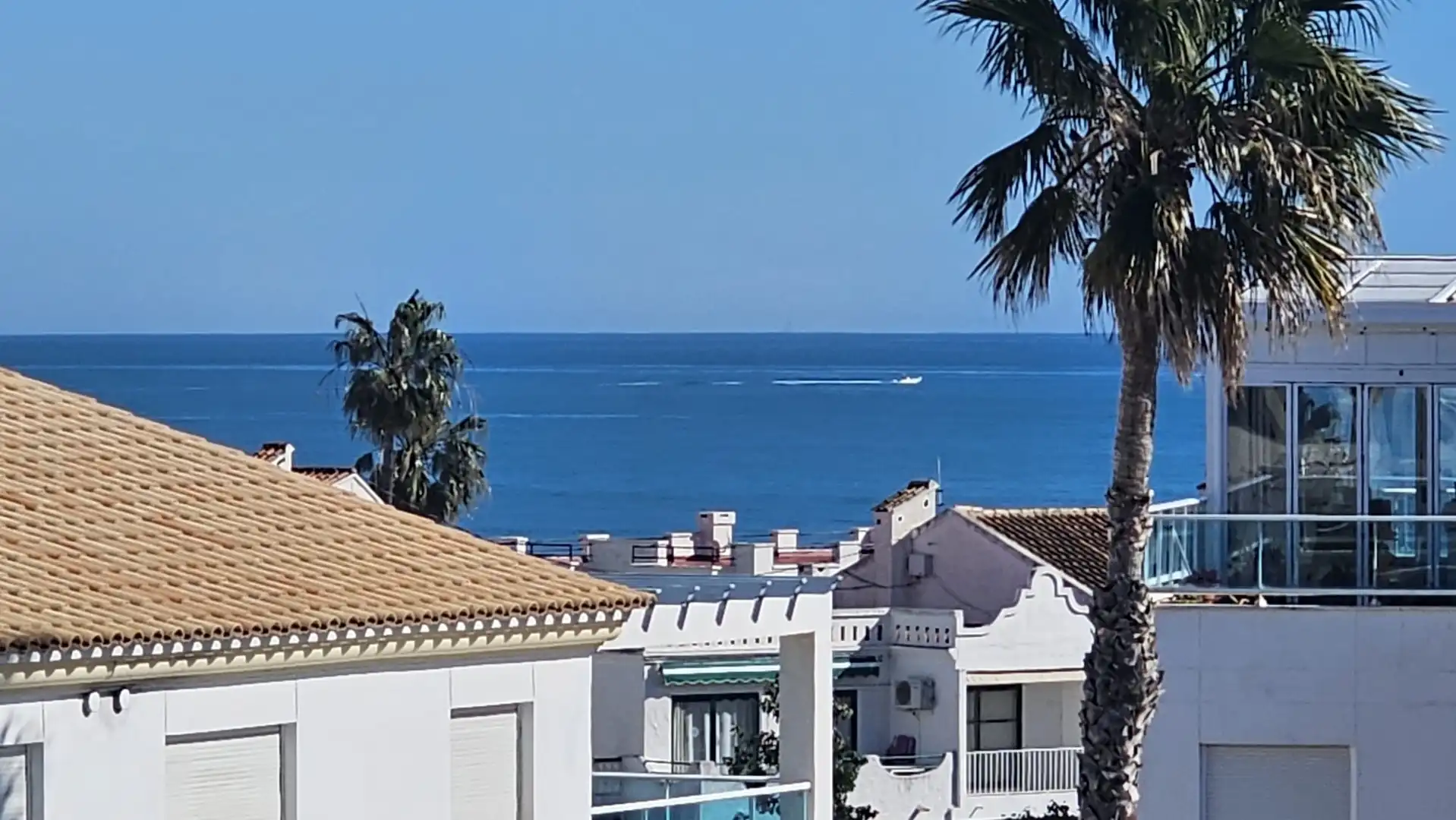 Vista exterior de Ático en venta en Alcalà de Xivert con Aire acondicionado, Calefacción y Jardín privado
