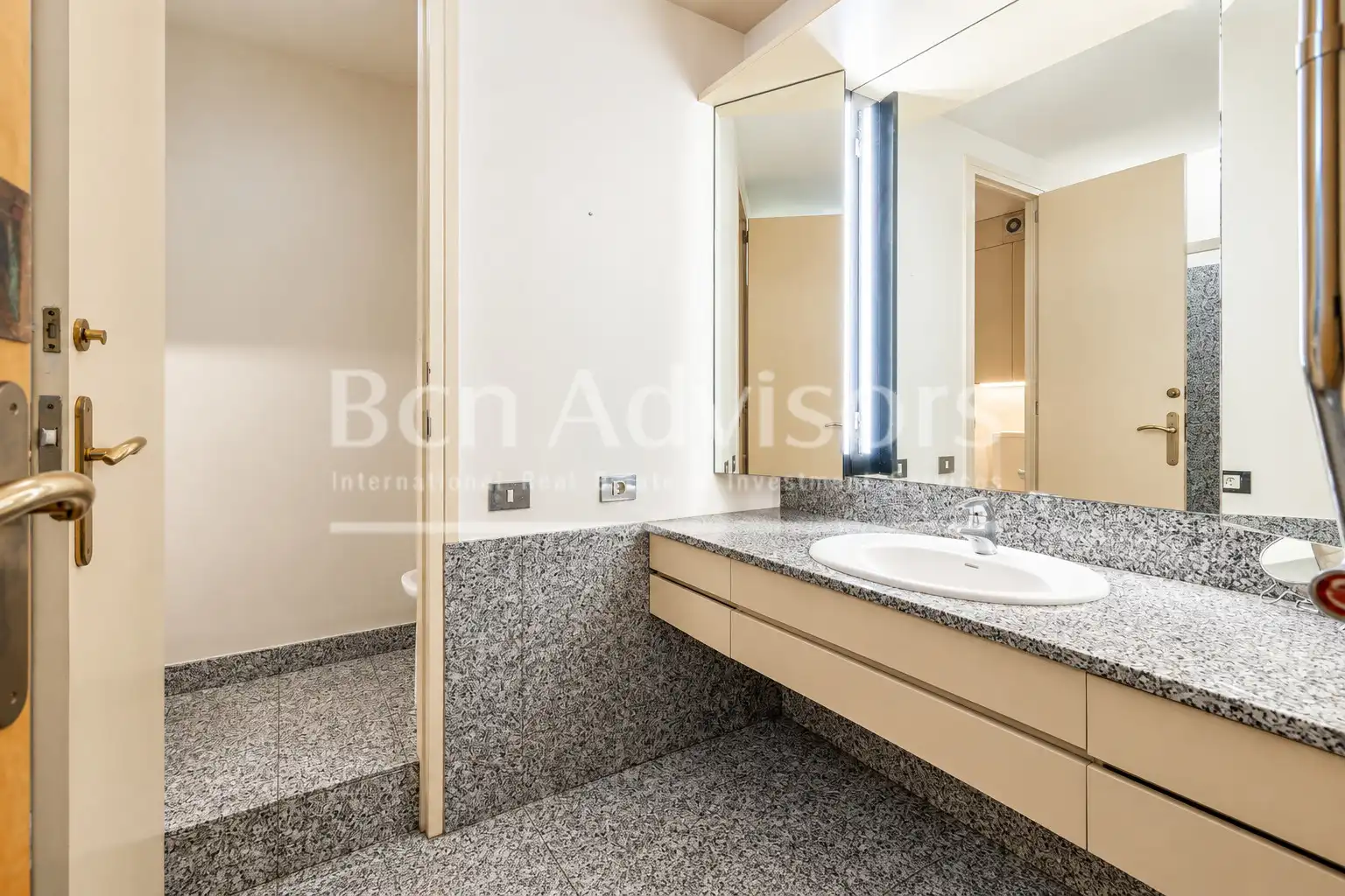 Flat with terrace for sale in Carrer de Còrsega, imagen 44